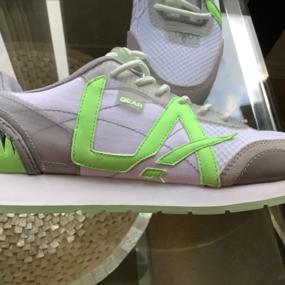 LA Gear sneakers with iconic flame design Neon glow-in-the-dark green - Picture 10 of 10